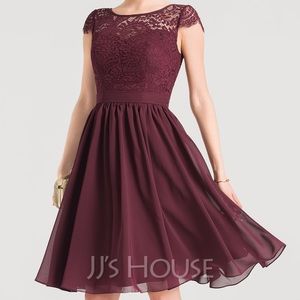JJ’s house burgundy bridesmaids dress size 10